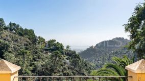 Villa for sale in El Madroñal, Benahavis