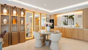 Radhus for sale in Marbella Golden Mile