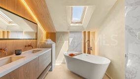 Radhus for sale in Marbella Golden Mile