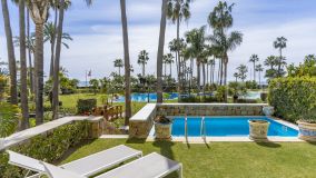 Stunning beachfront apartment with private pool in gated community, Puerto Banús