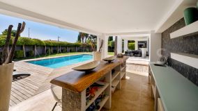 Villa for sale in Altos de Puente Romano, Marbella Golden Mile