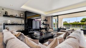 Villa for sale in Altos de Puente Romano, Marbella Golden Mile