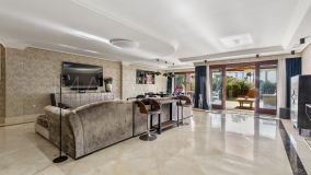 Appartement rez de chaussée for sale in Mar Azul, Estepona Est