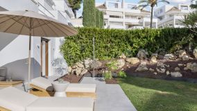 Duplex for sale in Alcores del Golf, Nueva Andalucia