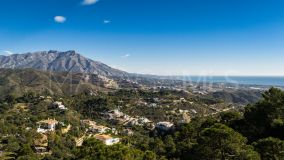 Tomt for sale in La Zagaleta, Benahavis