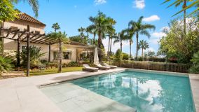 Villa en venta en Rocio de Nagüeles, Marbella Golden Mile