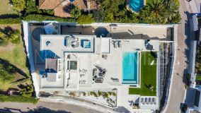 Villa for sale in Paraiso Alto, Benahavis
