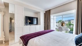 Triplex for sale in Aloha Gardens, Nueva Andalucia