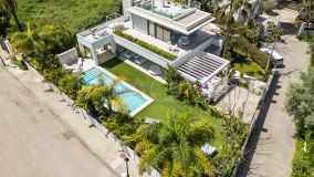 Villa for sale in Estepona Öst