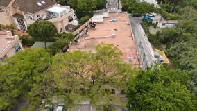 Commercial for sale in Elviria Playa, Marbella Est