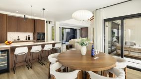 Villa for sale in Cortijo Blanco, San Pedro de Alcantara