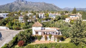 Villa for sale in Rocio de Nagüeles, Marbella Golden Mile