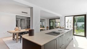 Villa for sale in Guadalmina Baja, San Pedro de Alcantara