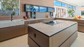 Villa for sale in Nueva Andalucia, Marbella