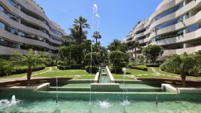 Apartment for sale in El Embrujo Banús, Marbella - Puerto Banus