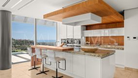 Villa for sale in Los Arqueros, Benahavis