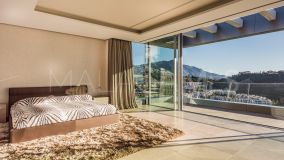Villa en venta en Los Arqueros, Benahavis