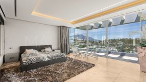 Villa for sale in Los Arqueros, Benahavis