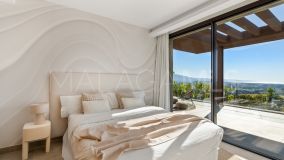 Villa for sale in La Alqueria, Benahavis