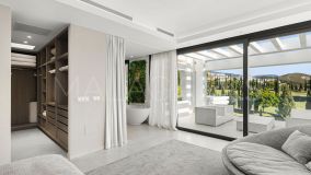 Villa en venta en Los Flamingos, Benahavis