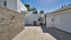 Villa zu verkaufen in Las Lomas de Nueva Andalucia