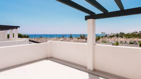Quality Duplex 3 bedroom Penthouses just 150 meters form the sea in Estepona