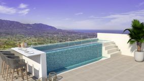Town house for sale in Elviria Hills