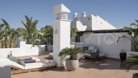For sale penthouse in Alcazaba Beach