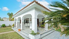 Villa for sale in Marbella Centro with 4 bedrooms