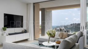 2-bedroom apartment with terrace and breathtaking views in Los Olivos, Marbella