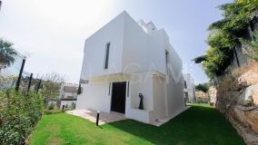 Villa en venta en El Campanario, Estepona Este