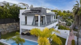 Villa en venta en El Campanario, Estepona Este