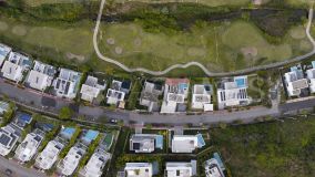 Villa en venta en El Campanario, Estepona Este
