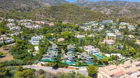 5 villas de lujo sobre plano en el corazón de Cascada de Camojan, Marbella