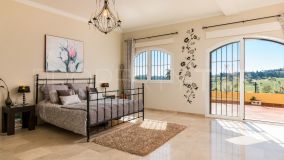 For sale 5 bedrooms villa in Paraiso Alto