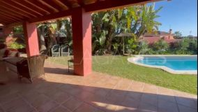 Villa for sale in Atalaya, Estepona Öst