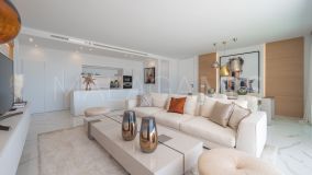 Apartment for sale in Byu Hills, Benahavis