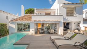 MODERN AND SPECIAL SEMI DETACHED WITH PRIVATE POOL AND SEA VIEWS IN PEÑABLANCA