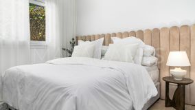 Villa en venta en Nueva Andalucia, Marbella