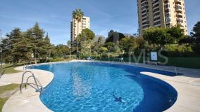 Apartamento en venta en Torres de Aloha, Nueva Andalucia