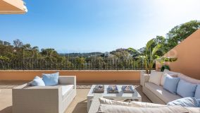 Brilliant duplex penthouse in Nueva Andalucia with open views