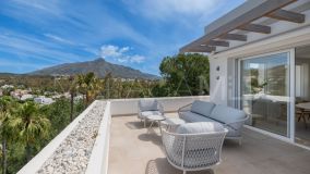 Penthouse for sale in Las Brisas, Nueva Andalucia