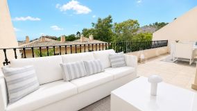 Duplex for sale in Vista Real, Nueva Andalucia