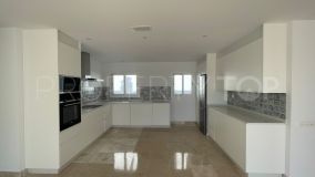 For sale ground floor apartment in Altos del Paraiso with 2 bedrooms