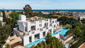Villa a la venta en Nueva Andalucia con 11 dormitorios
