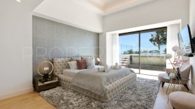 4 bedrooms villa in Sierra Blanca for sale