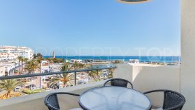 Apartamento muy espacioso en el corazón del puerto de Estepona