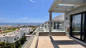 Fantastic spacious and bright penthouse for sale in Las Mesas, Estepona