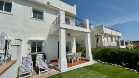 For sale town house in Estepona Golf with 3 bedrooms