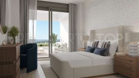Nueva promoción de apartamentos y adosadas con vistas al mar cerca del puerto de Estepona